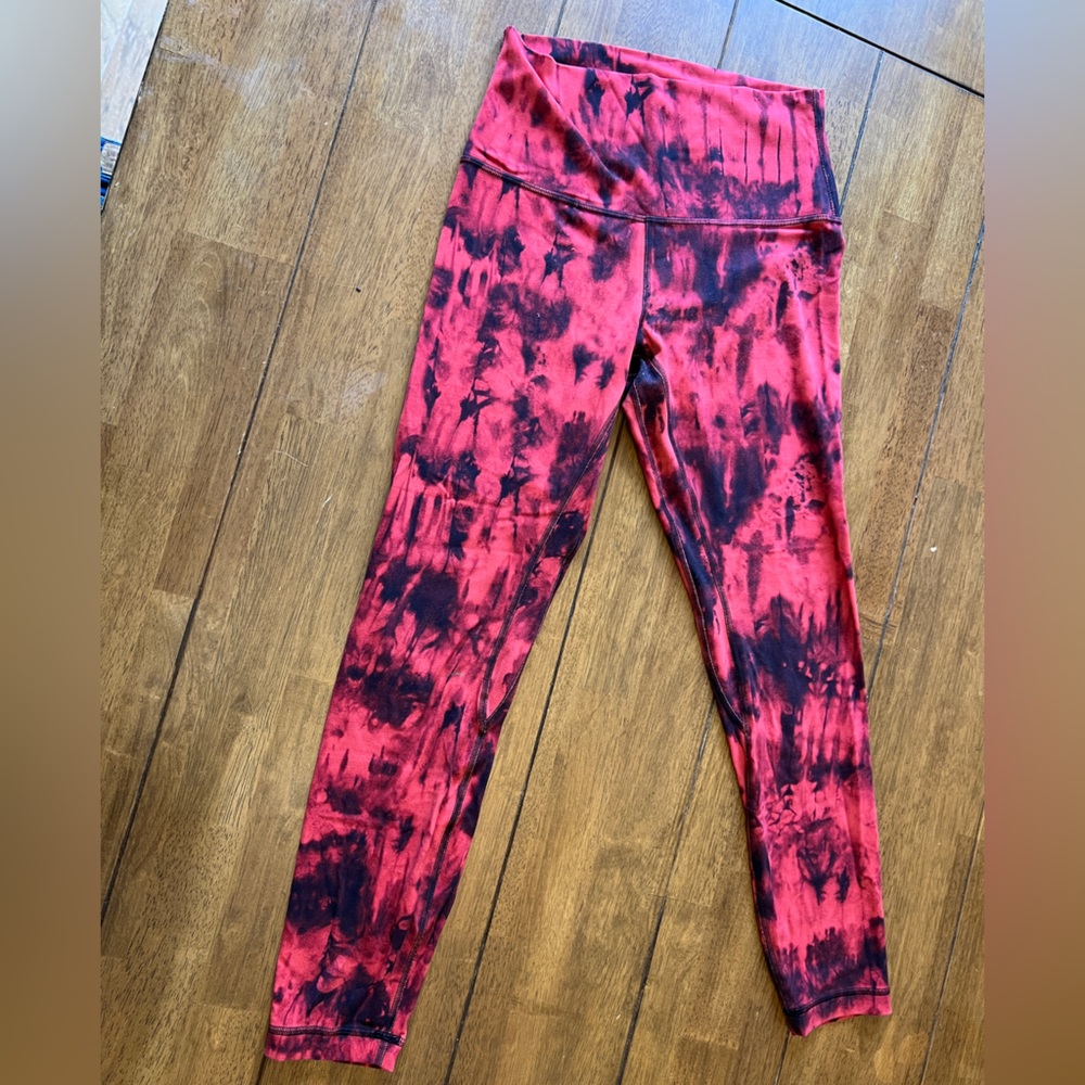 Size 6 red and black lululemon leggings